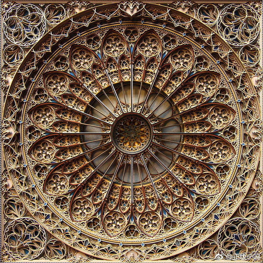 令人惊叹的艺术灵感来自哥特式和伊斯兰建筑