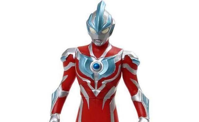 4,西泽:它但是佐菲奥特曼一级的人物,因为不服气,在和佐菲奥特曼一战