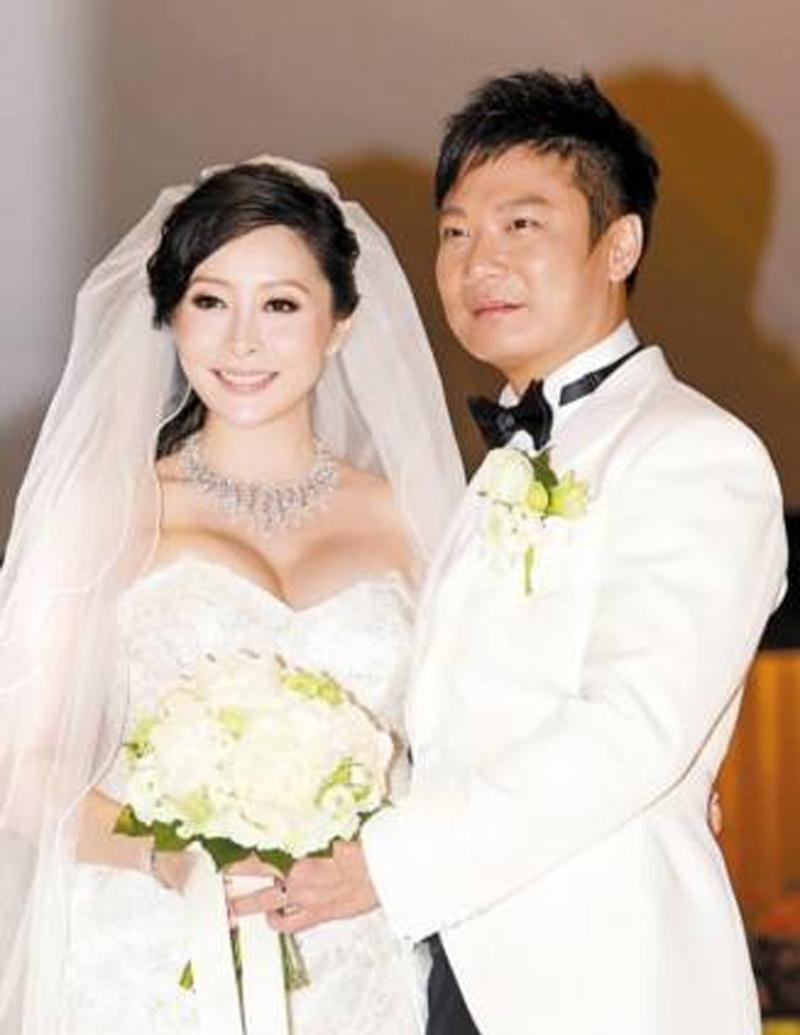 长得漂亮不耐看,大10岁老公也是演员,如今结婚6年过成这样