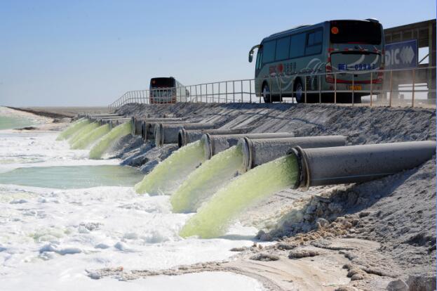 "死亡之海"再现美丽盐湖景观|盐湖|罗布泊|死亡_新浪新闻