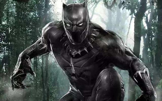 加持和豹神的祝福,所以即使脱掉了战斗服黑豹依然是强大的后天变种人