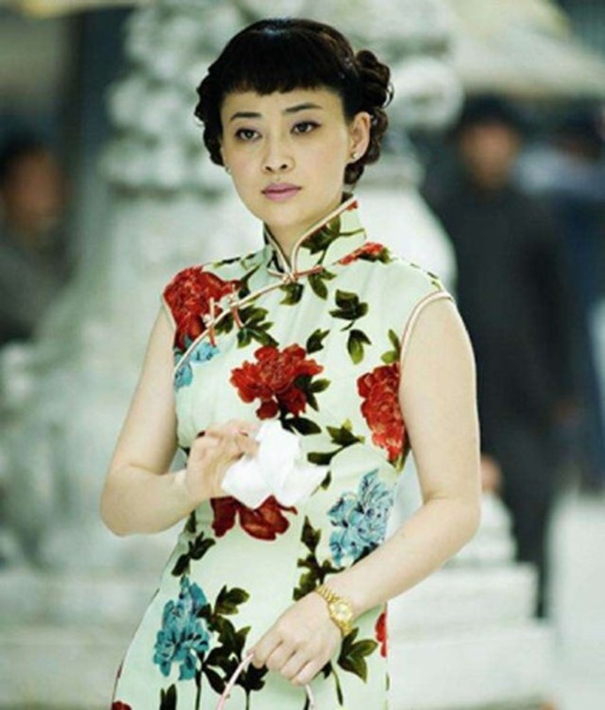 当43岁梅婷与49岁许晴同穿旗袍终于明白了什么才叫韵味