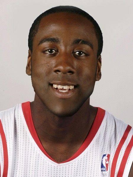 nba最不适合留胡子球星,亚当斯直接老10岁 库里不再是萌神