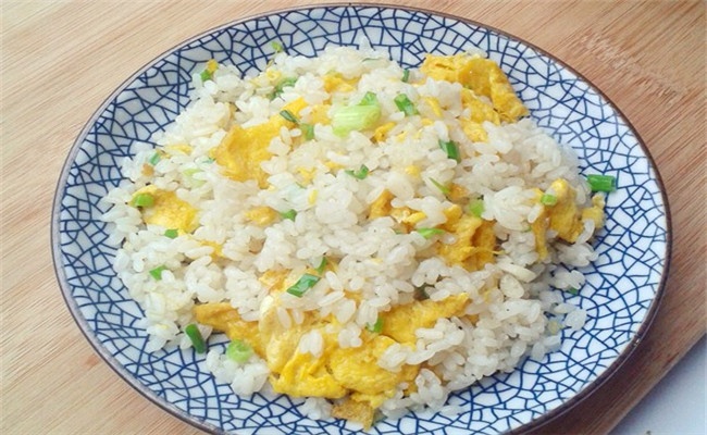 蛋炒饭怎么做好吃?是先放饭还是先放蛋?看完涨知识了|蛋炒饭|米饭|主
