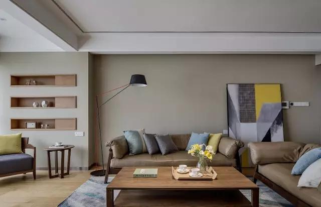 过道壁龛如果家里的过道较长,在过道处开壁龛也是不错的选择.