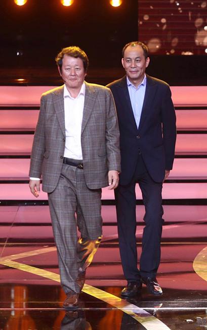 《三国演义》剧组张光北 ,洪宇宙.