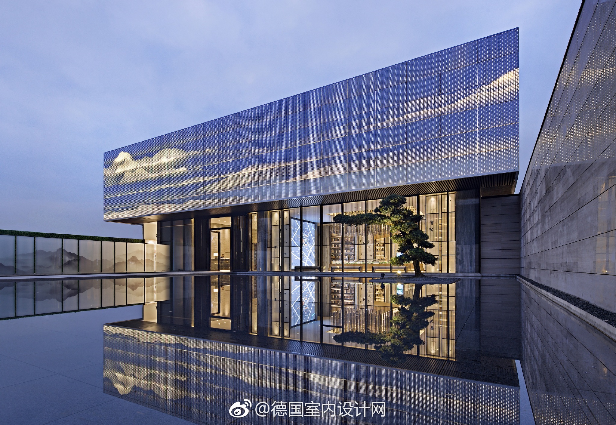 成都万科玖西堂销售中心丨碧水一泓,盈天外;飞鸿留影,远山行