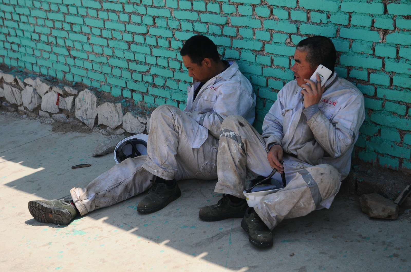 日薪280 船厂电焊工的独白 只要家人过得好 苦点累点都值得_新浪看点