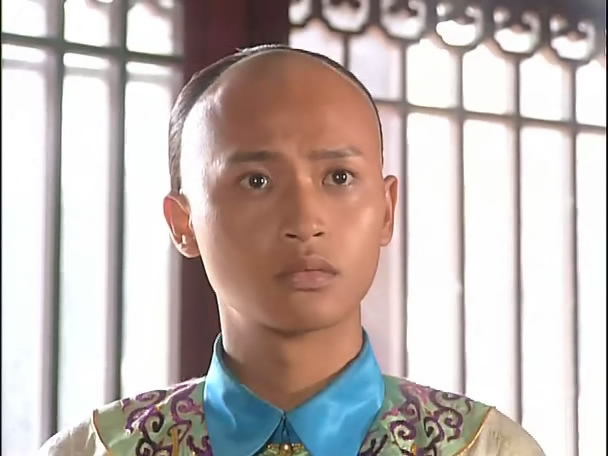 还珠格格:紫薇初进尔康家时,还记得尔泰的眼神吗?