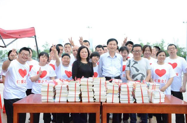 摄影网站开发行业的趋势与挑战