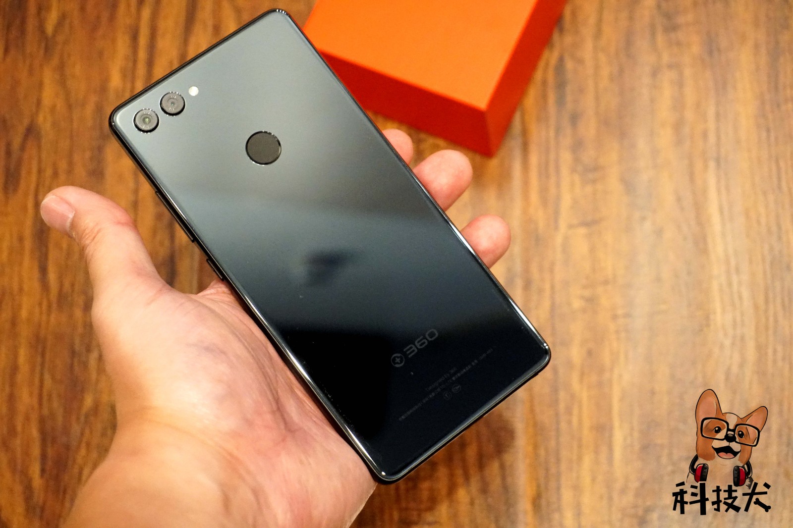 360手机n7 pro搭载了高通骁龙710处理器,并辅以6gb lpddr4x ram 64