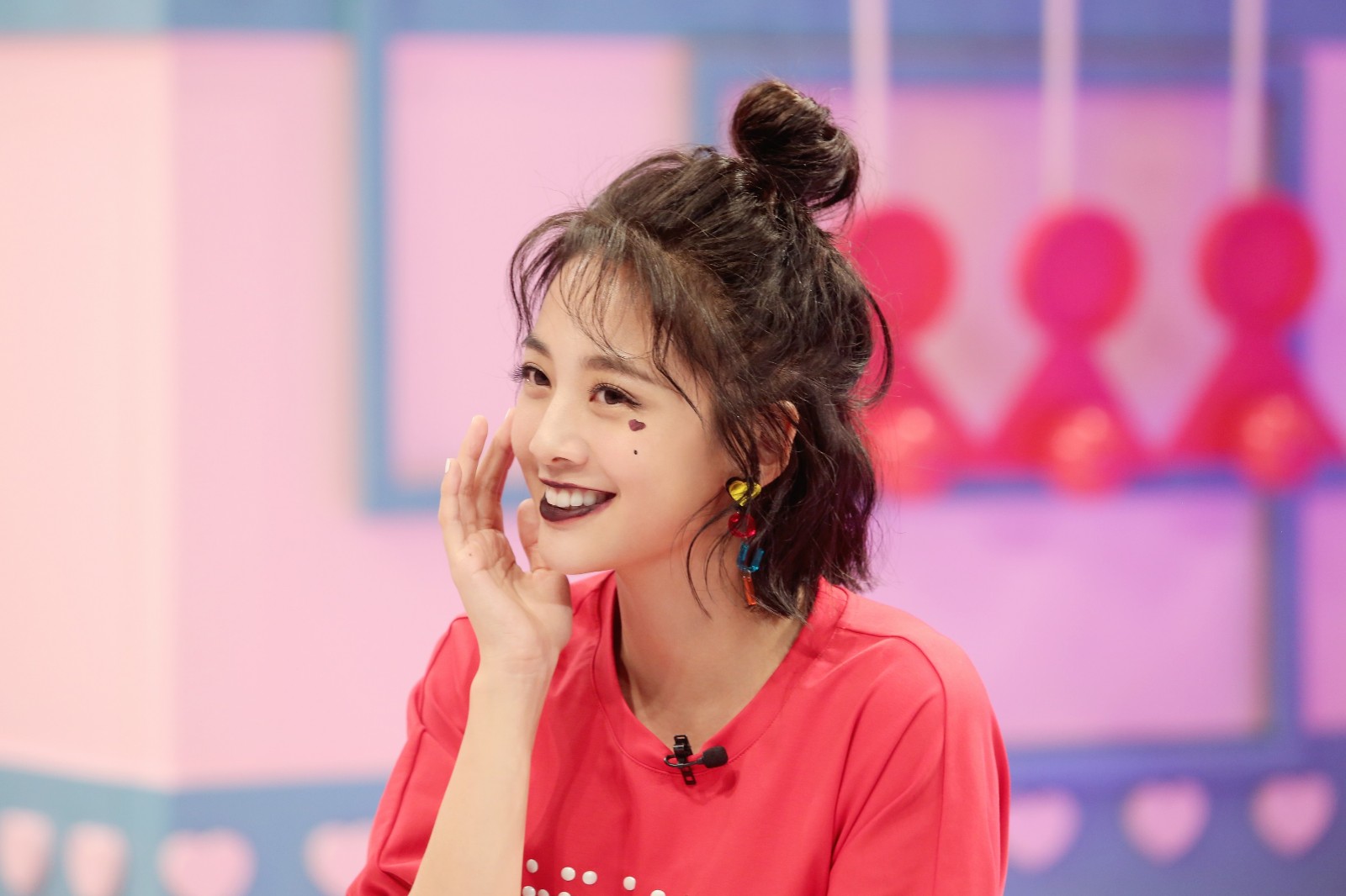 鬼鬼吴映洁做客《口红王子》 鬼马少女上演反套路式"偶像剧"