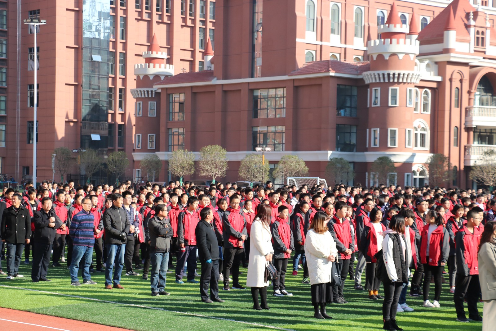 商洛:商州双语学校正式搬迁至秦韵教育城