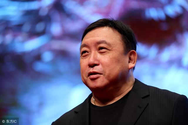 世界杯足球赌博:王晶怒斥世界杯踢假球:假得看