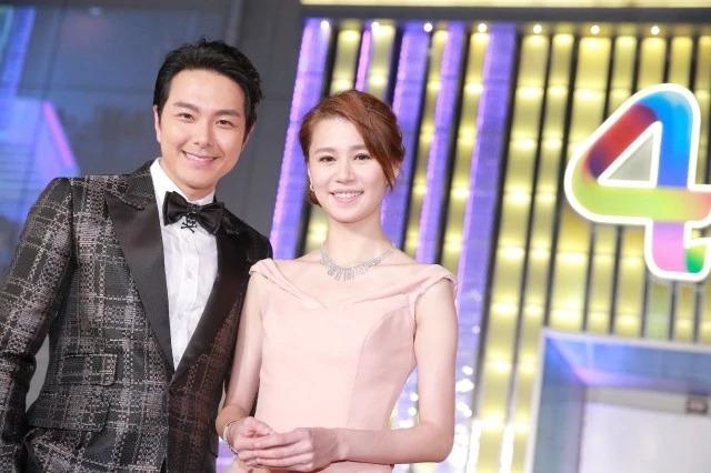 等无止境不婚就分36岁黄翠如逼宫萧正楠一年内要成婚