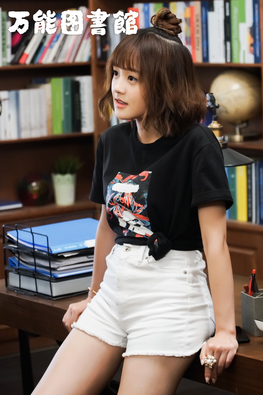 林千鹿万能图书馆上线鬼马精灵少女暖化众人心