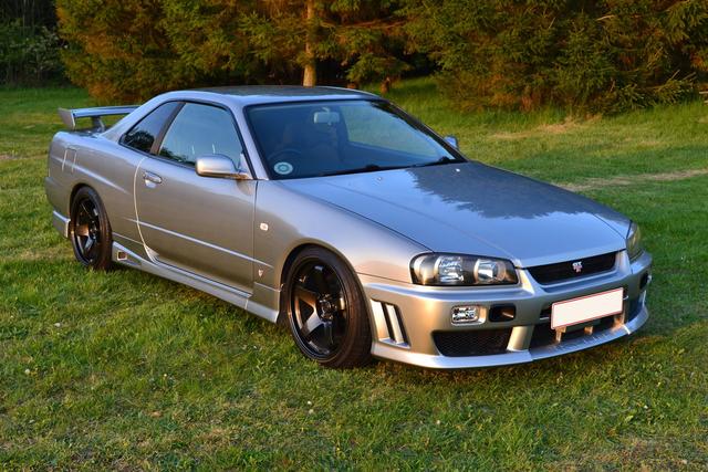 它不是战神gtr它是日产gtt