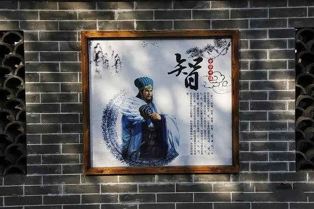 圪猫猫:"十德"文化墙亮相晋城儿童公园