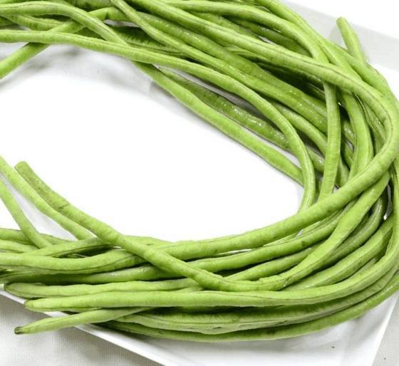 孩子不吃青菜,我用了一根牙签,把豆角弄成这样,他能一次吃5份