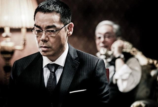 有不少作品让他拿到影帝大奖,比如有《高度戒备》《我要成名》《夺命