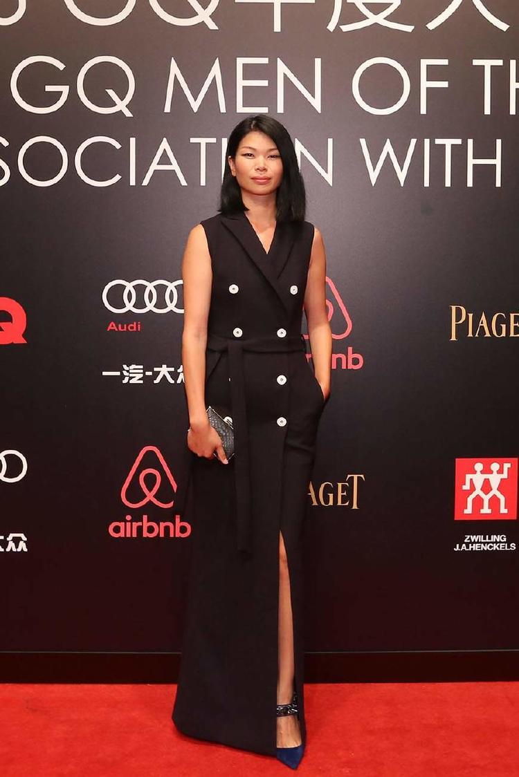 超模吕燕如今虽然没有颜值但是身材却足以征服全世界