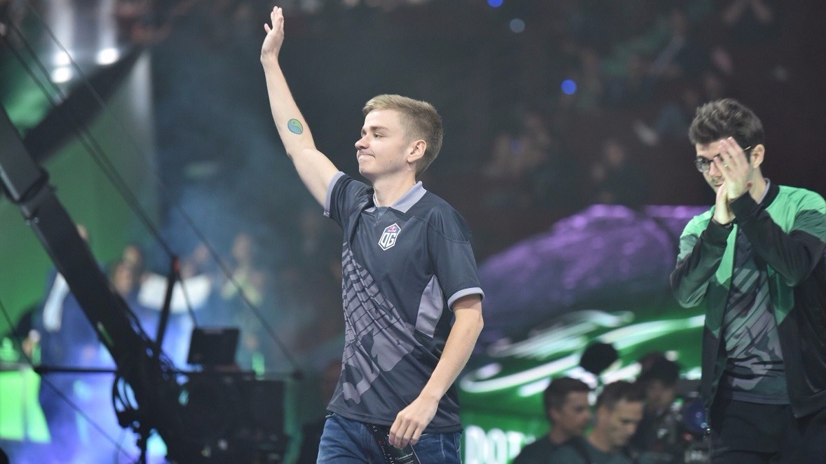 时刻来临了,大爹notail伯乐找到了之前有一面之交的芬兰路人王topson