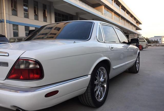 erlang淘车00年经典大雪茄捷豹xj8仅仅42万英里