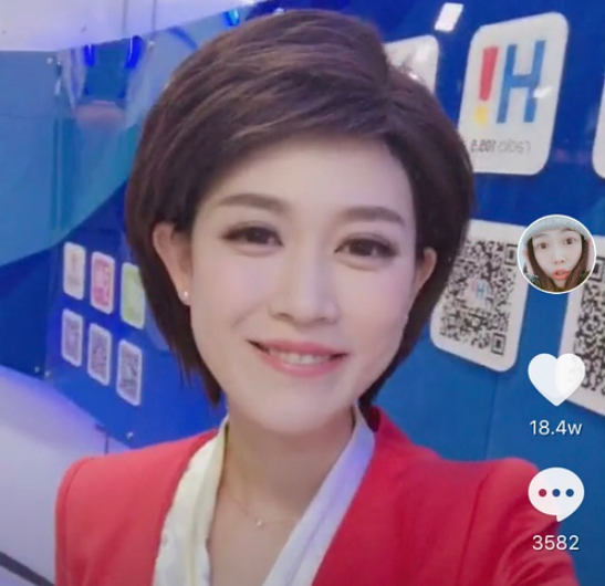 打开新浪新闻那么为什么这么多女主持人都是戴假发呢?