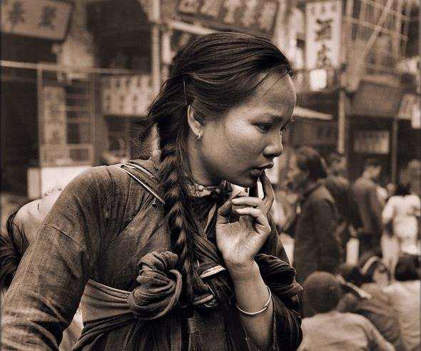 为民国时期农村人的生活女人的穿着耐人寻味