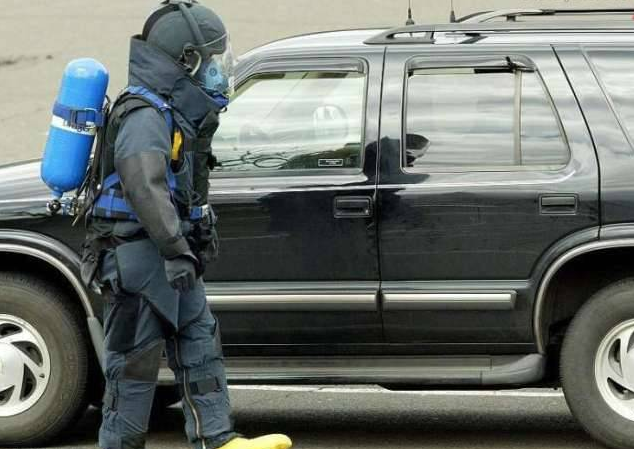 炸弹爆炸后如何避免死伤?防爆服真的可以防止炸伤吗?事实竟是.