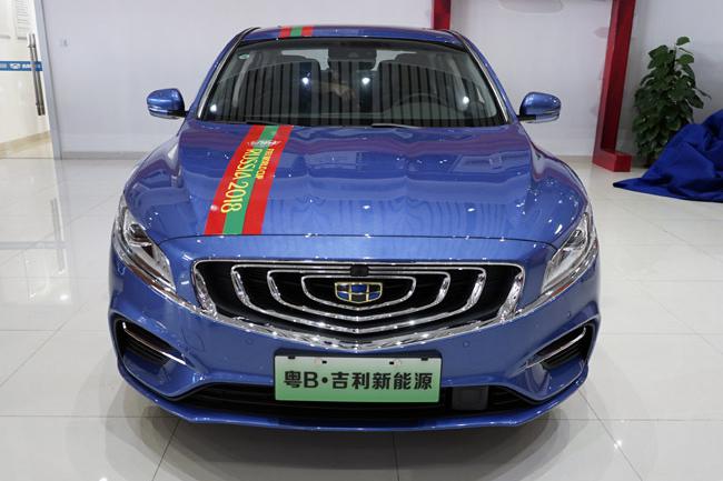 车厢有档次感 吉利博瑞ge phev实拍简评