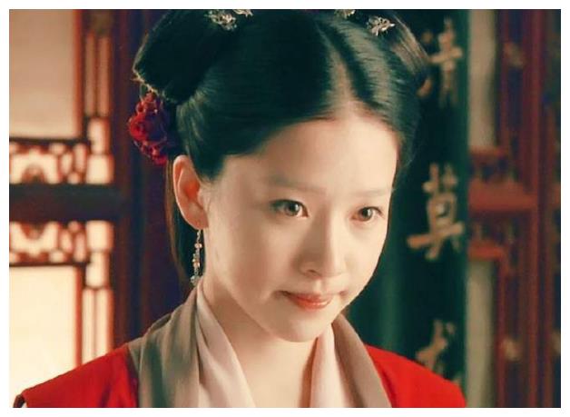 在新版《红楼梦》中饰演温柔体贴的麝月,几部古装剧下来,阚清子给大家