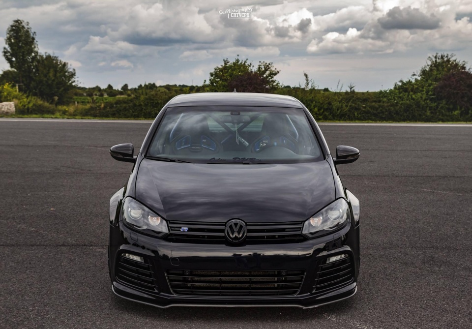 装上防滚架只为展示不凡内在,黑武士高尔夫mk6改装案例