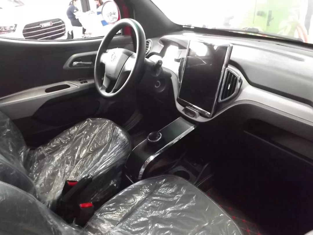 我从15万电动车到只卖3.98万,看完配置表你还敢买我吗?