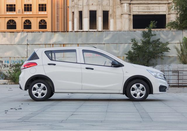 车主喜提宝骏310乞丐版,车主:后悔死了,还不如买奇瑞qq呢!