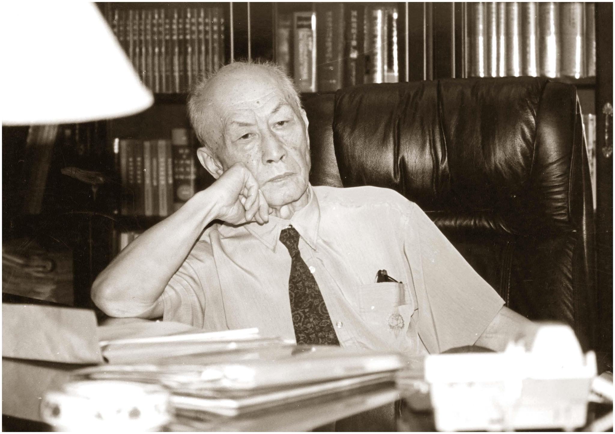 日本投降原因——打一中国古人名:这个灯谜到底有几个答案?