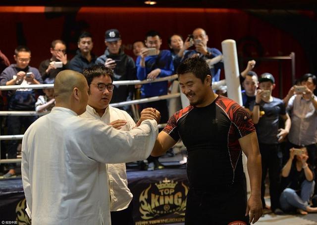 太极大师雷雷遭网友羞辱痛骂格斗狂人:他是九级残废