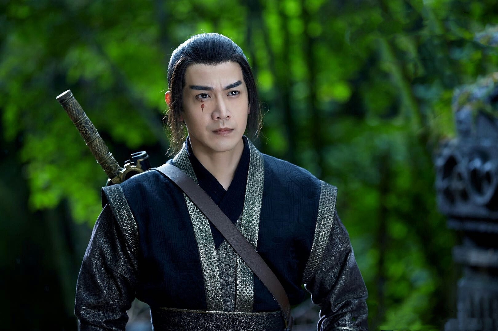 《古剑二》开播,颖儿付辛博造型辣眼,40岁童颜的他成最大看点