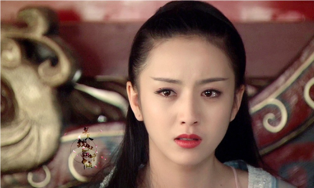 盘点那些似哭未哭的女星,杨幂心碎,赵丽颖绝望,她美得不像真人