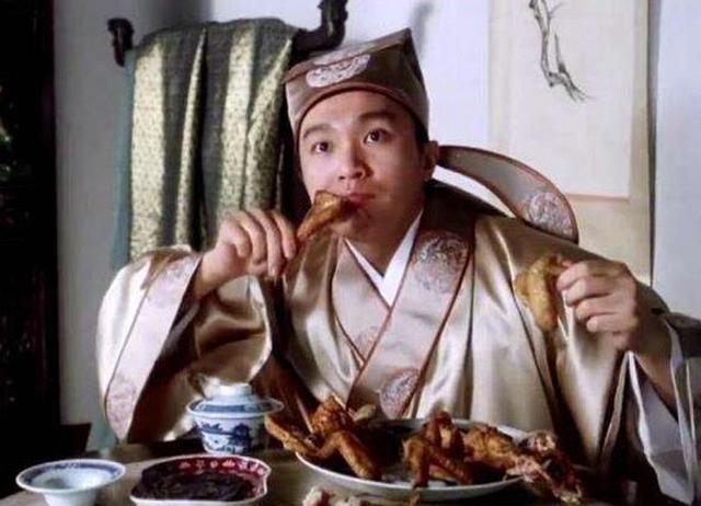 明星吃鸡腿,范丞丞豪放,杨紫让人有食欲,最后一位没