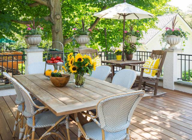 如果家里有个小院子,万万要装个这样的露台,好处实在太多了!