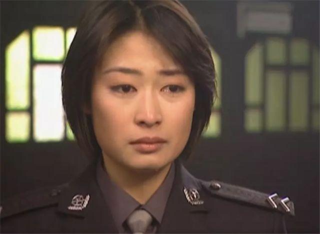 当年马伊琍也有参演《黑洞》,饰演小云一角,是肖云柱的情人.