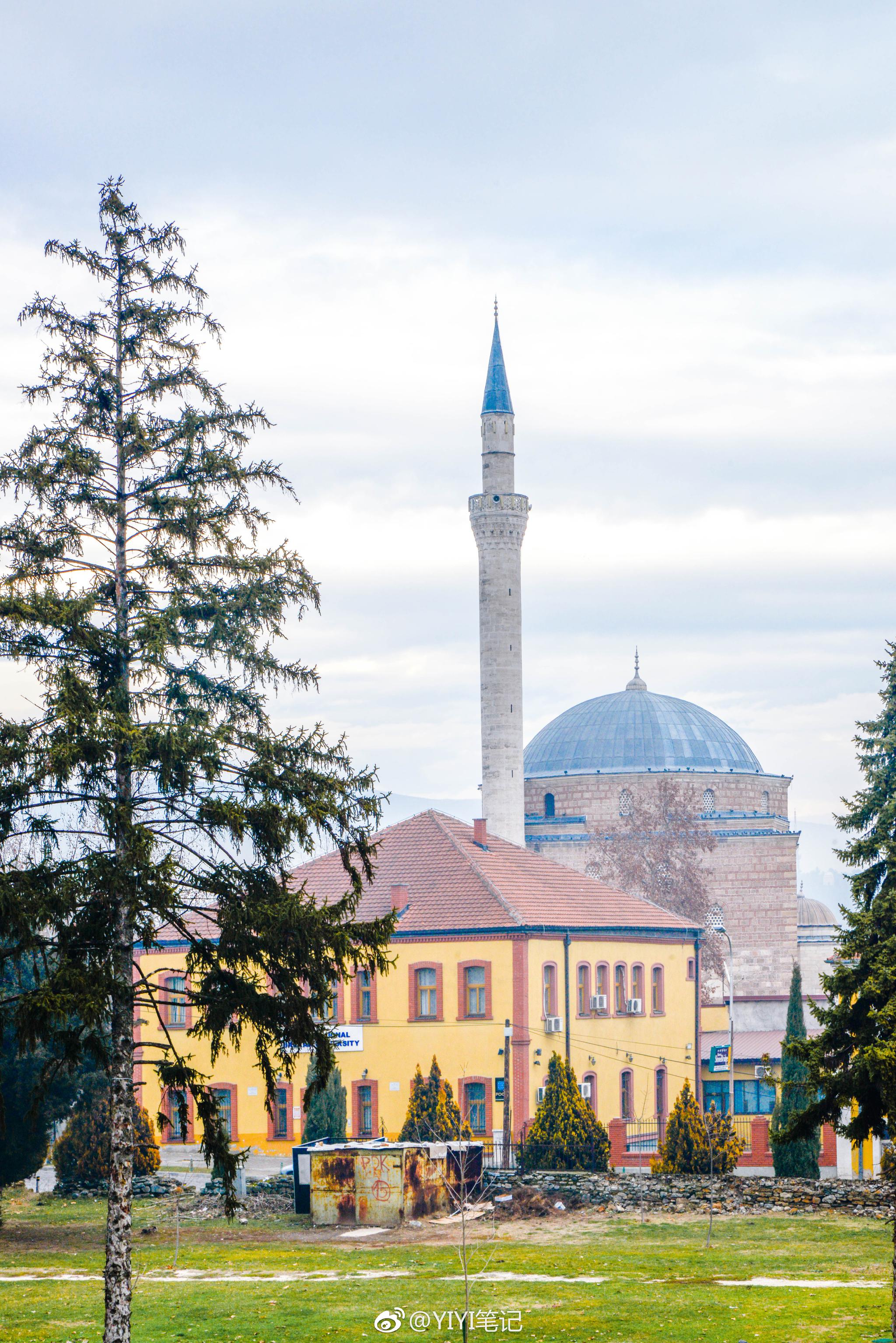 介绍一个超级无聊的首都,马其顿的斯科普里,一个遍布雕塑的城市