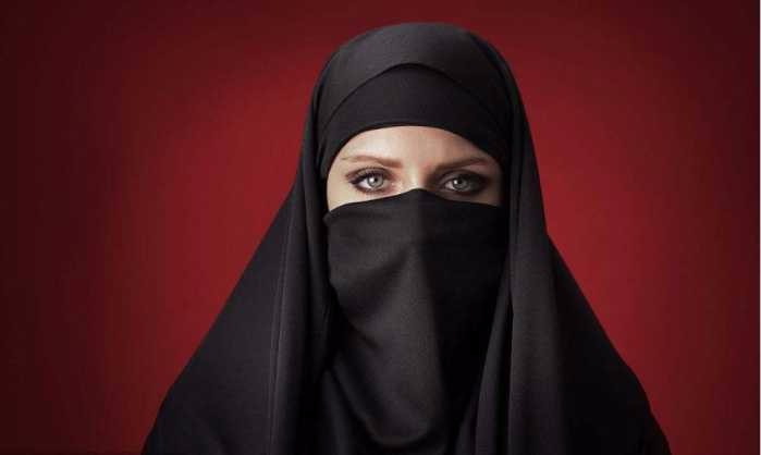 这个国家对女人太严厉,不仅不让看脸,38年都不让现场看球!