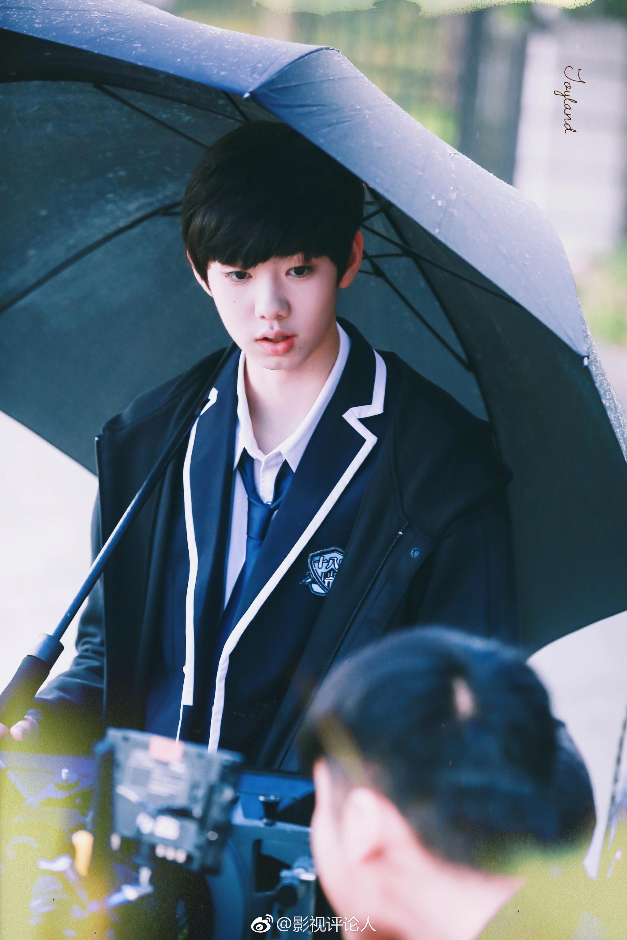 tf家族校服男孩了解一下|刘耀文|宋亚轩|程鑫_新浪新闻