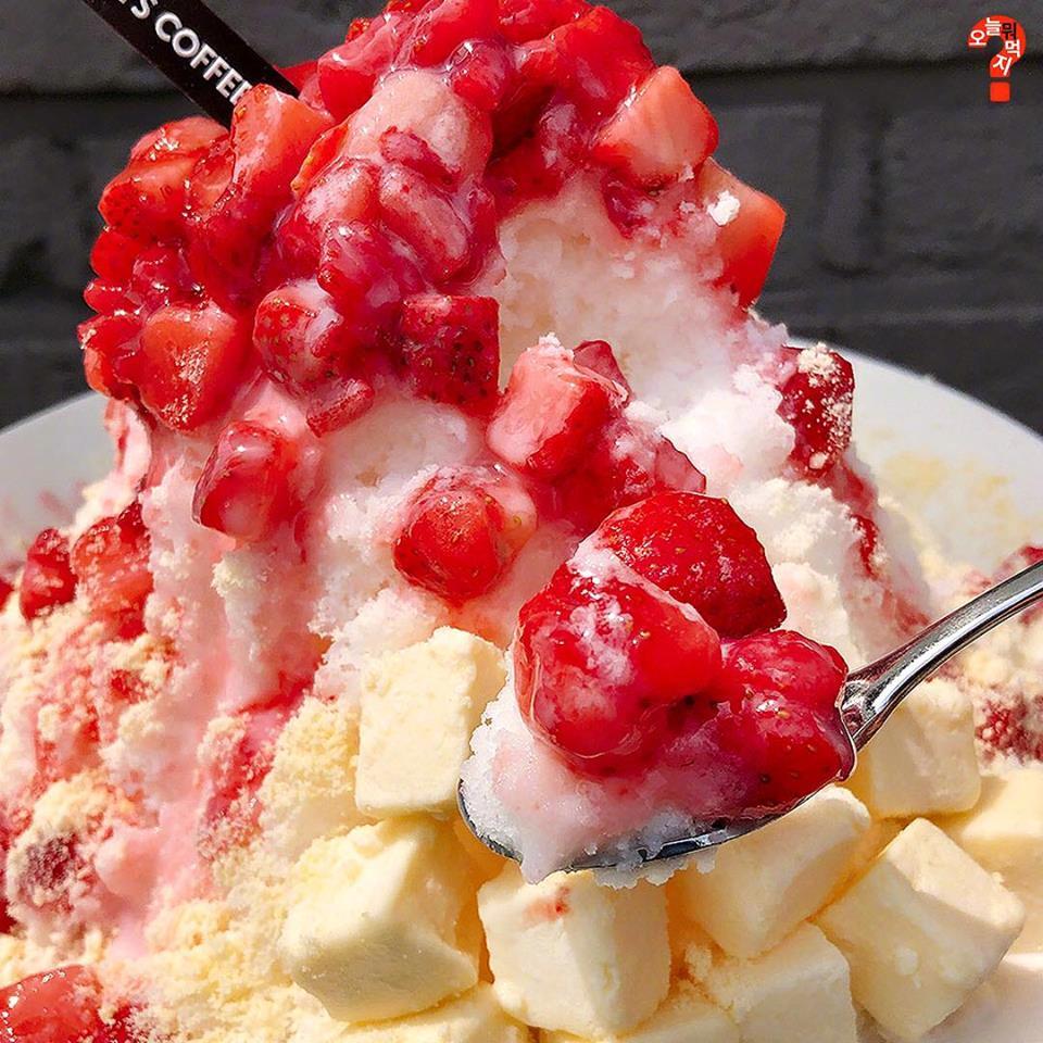 除了雪冰,hollys家的刨冰也好好吃哦~最近这四款比较有人气_新浪看点