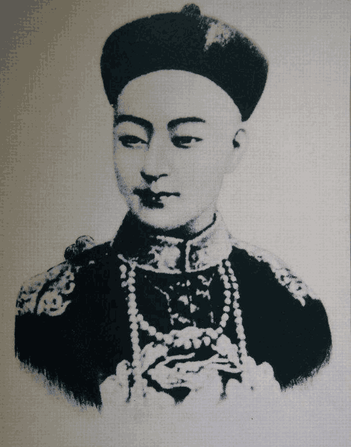 光绪帝一生抱负满满, 却只能怪生错朝代