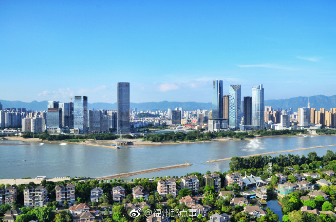 台风来临前福州北江滨cbd风光_新浪看点