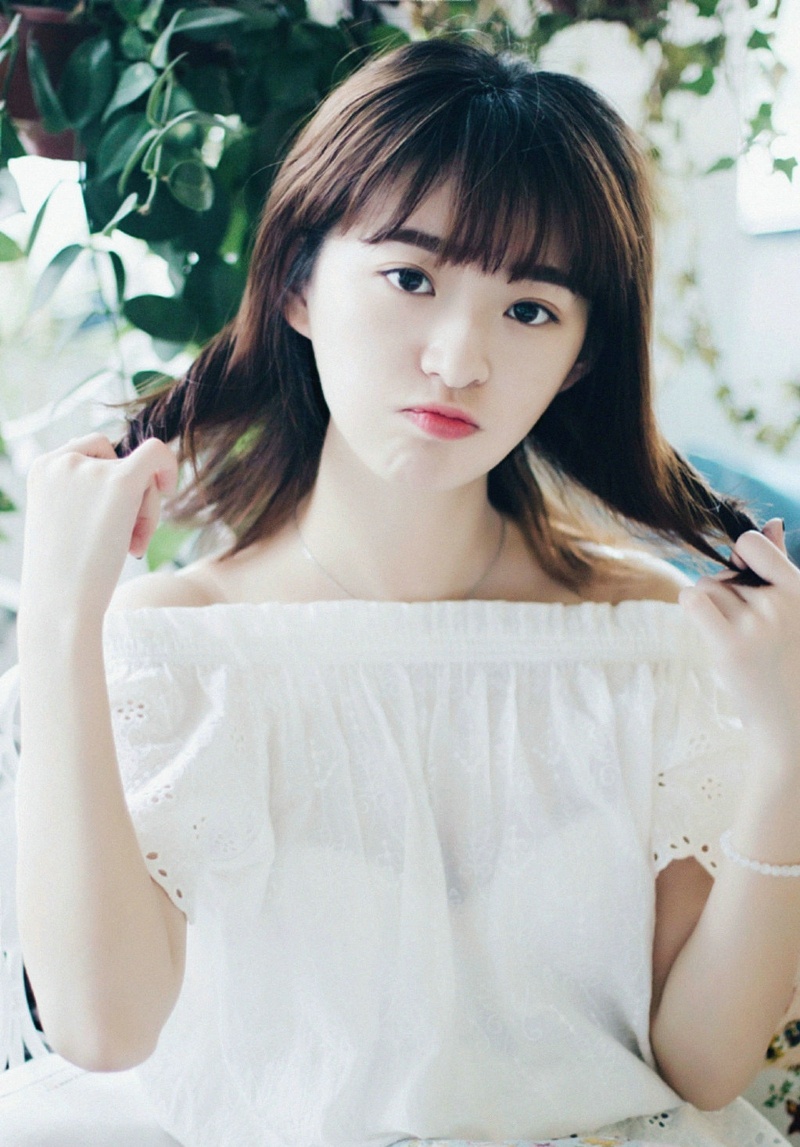 甜品屋内的氧气少女嘟嘴卖萌写真集 @微相册 @微博摄影