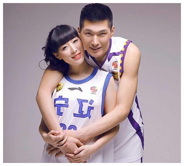 男篮又一人生赢家,家中有矿年薪超百万,如今又娶到模特娇妻|李晓旭